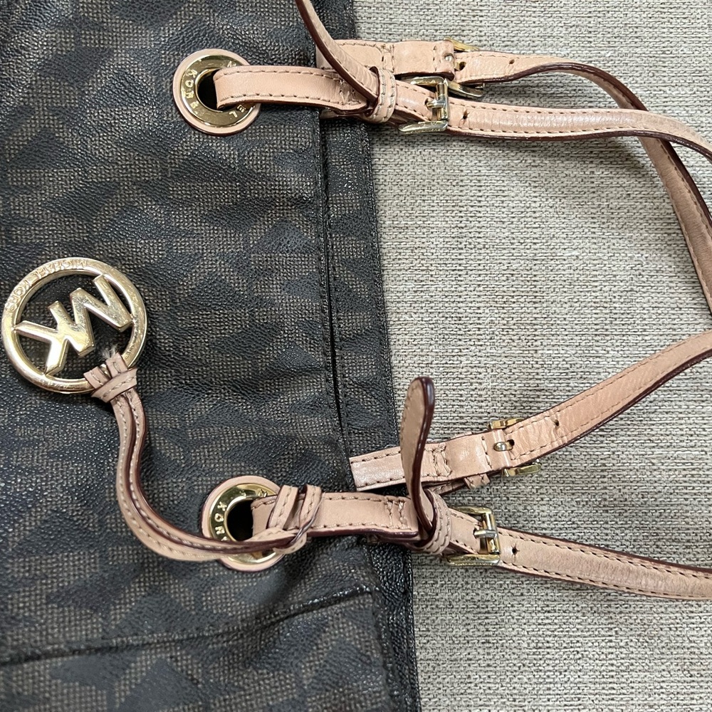 Michael Kors purse tote.  Dark brown gently used